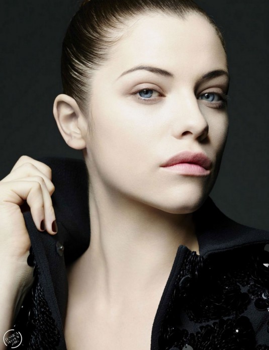 JESSICA DE GOUW in InStyle Magazine