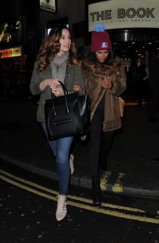 KELLY BROOK Leaves a Theatre in London