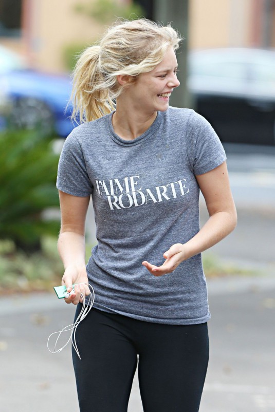 SAMARA WEAVING Out and About in Sydney
