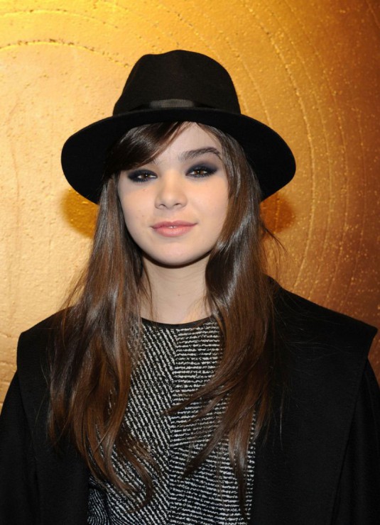HAILEE STEINFELD at Prabal Gurung Fashion Show in New York