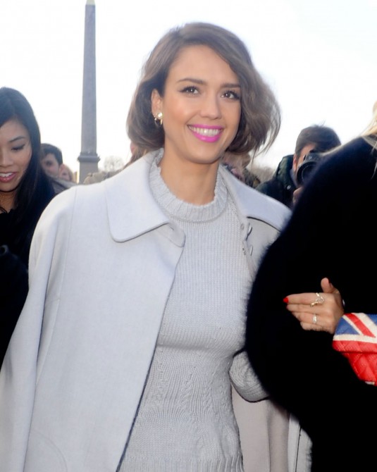 JESSICA ALBA Arrives at Nina Ricci Fashion Show in Paris