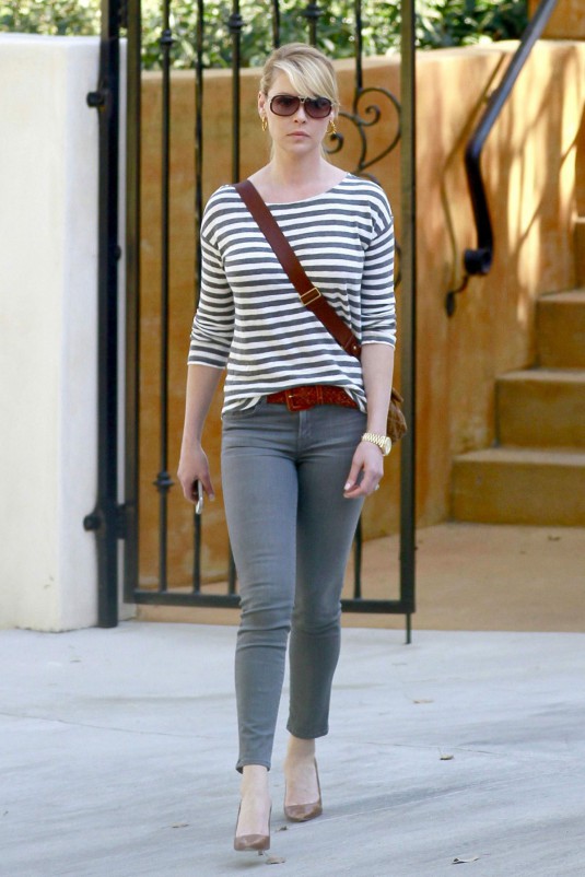 KATHERINE HEIGL Out and About in Los Angeles
