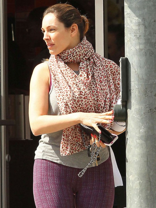 KELLY BROOK Wearing Tights to Jiu Jitsu Class in LA