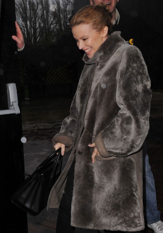 KYLIE MINOGUE Leaves a Studio in London