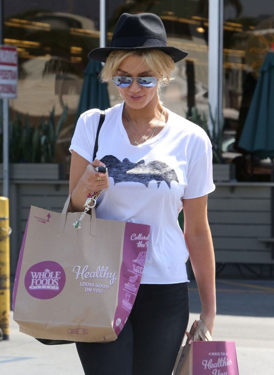 DELTA GODREM Shopping at Whole Foods in LA