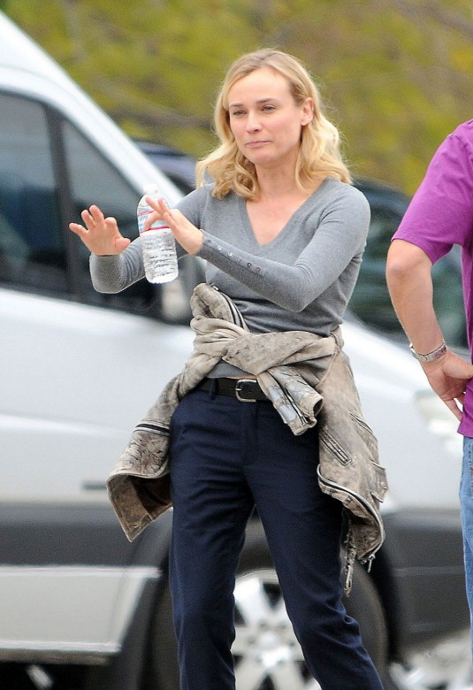 DIANE KRUGER set of 'The Bridge' in Pasadena, California