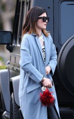 KYLIE JENNER out for lunch in Calabasas